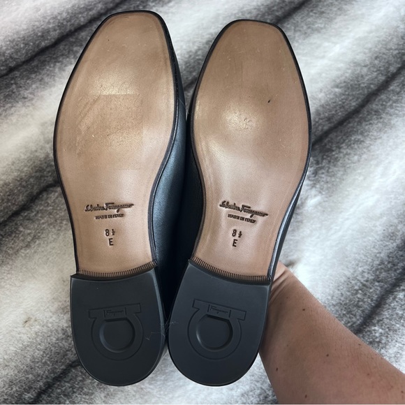 Salvatore Ferragamo Swan Black Leather Loafers - Picture 8 of 10